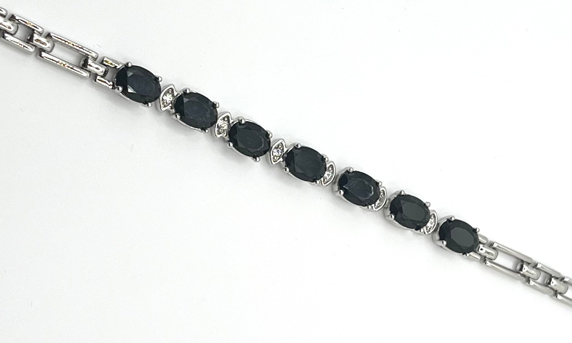 Bracelet B111