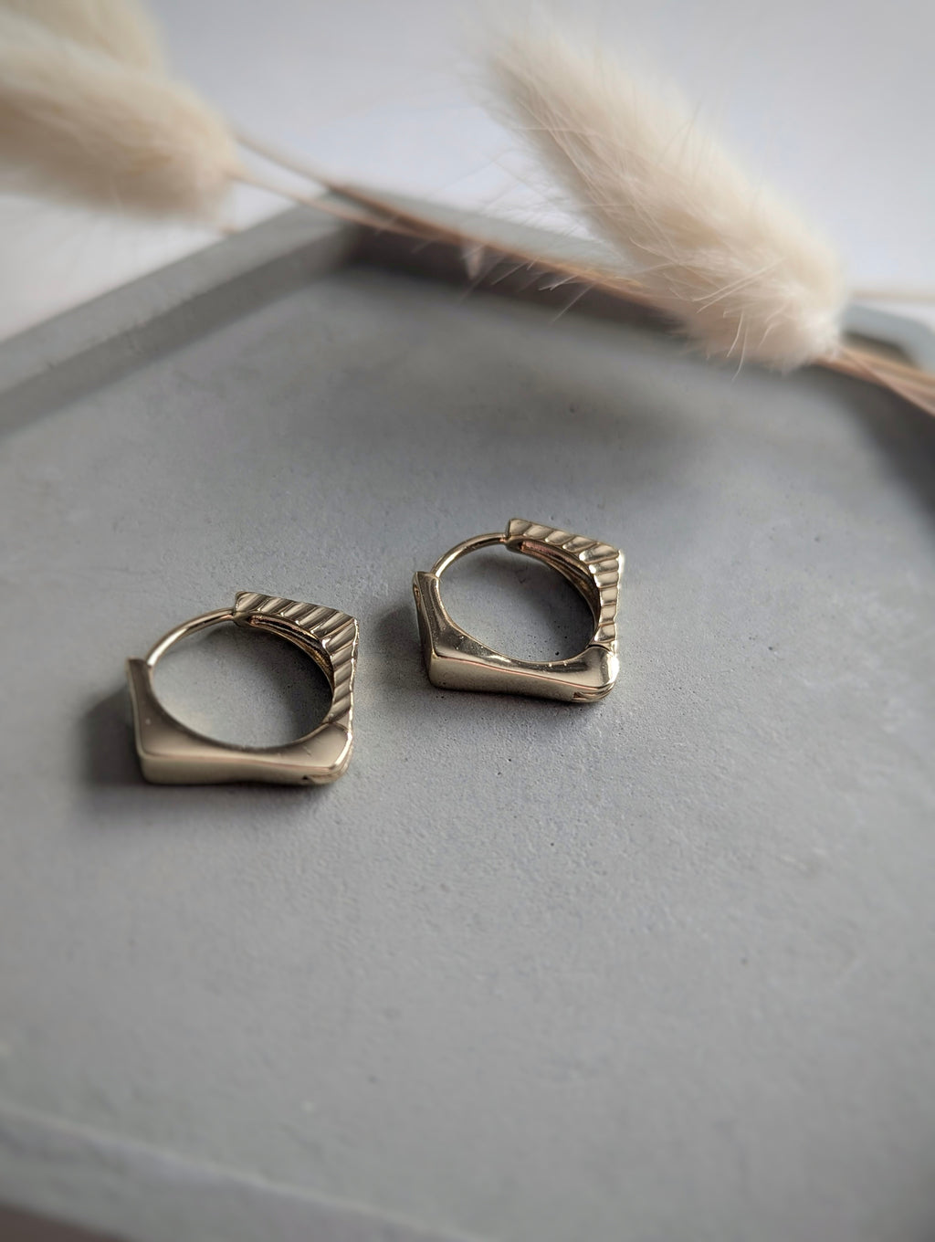 Boucles Éclipse Carrée