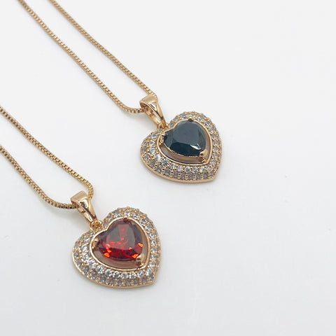 Chaîne avec pendentif coeur C412