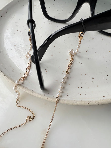 Chaîne de lunette perlée doré