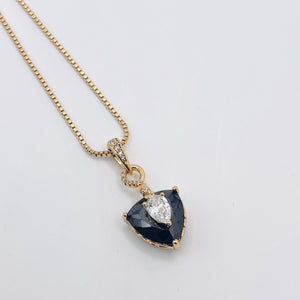 Chaîne avec pendentif C413