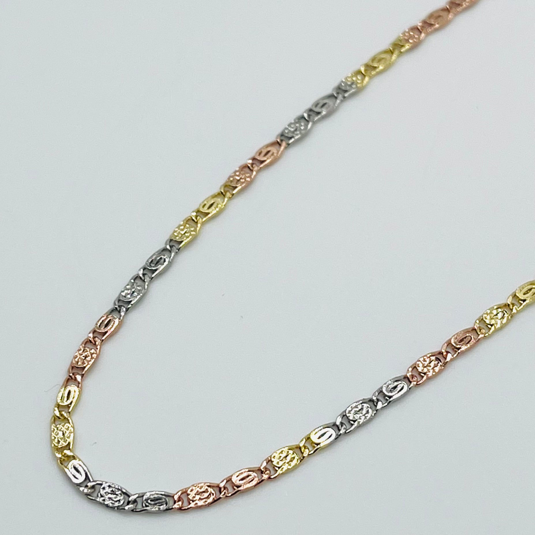 Collier Guess femme: Collection de collier femme Guess Collier Guess femme: Collection de collier femme Guess