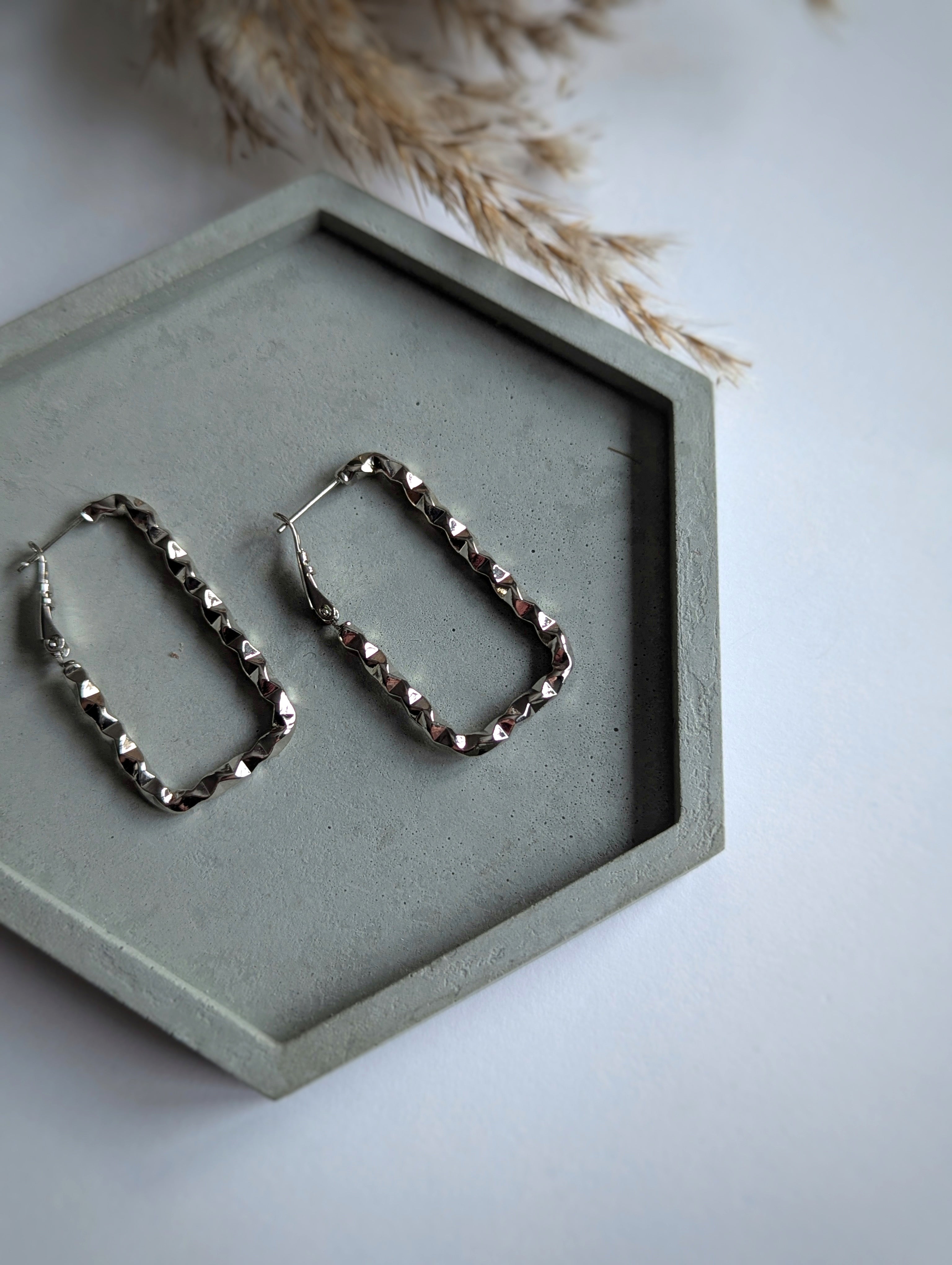 Boucles d’oreilles torsadées