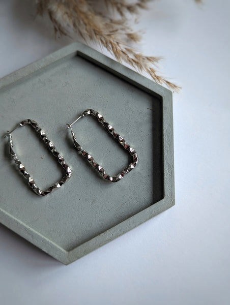 Boucles d’oreilles torsadées